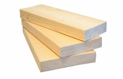 фото строганная доска светлая сосна